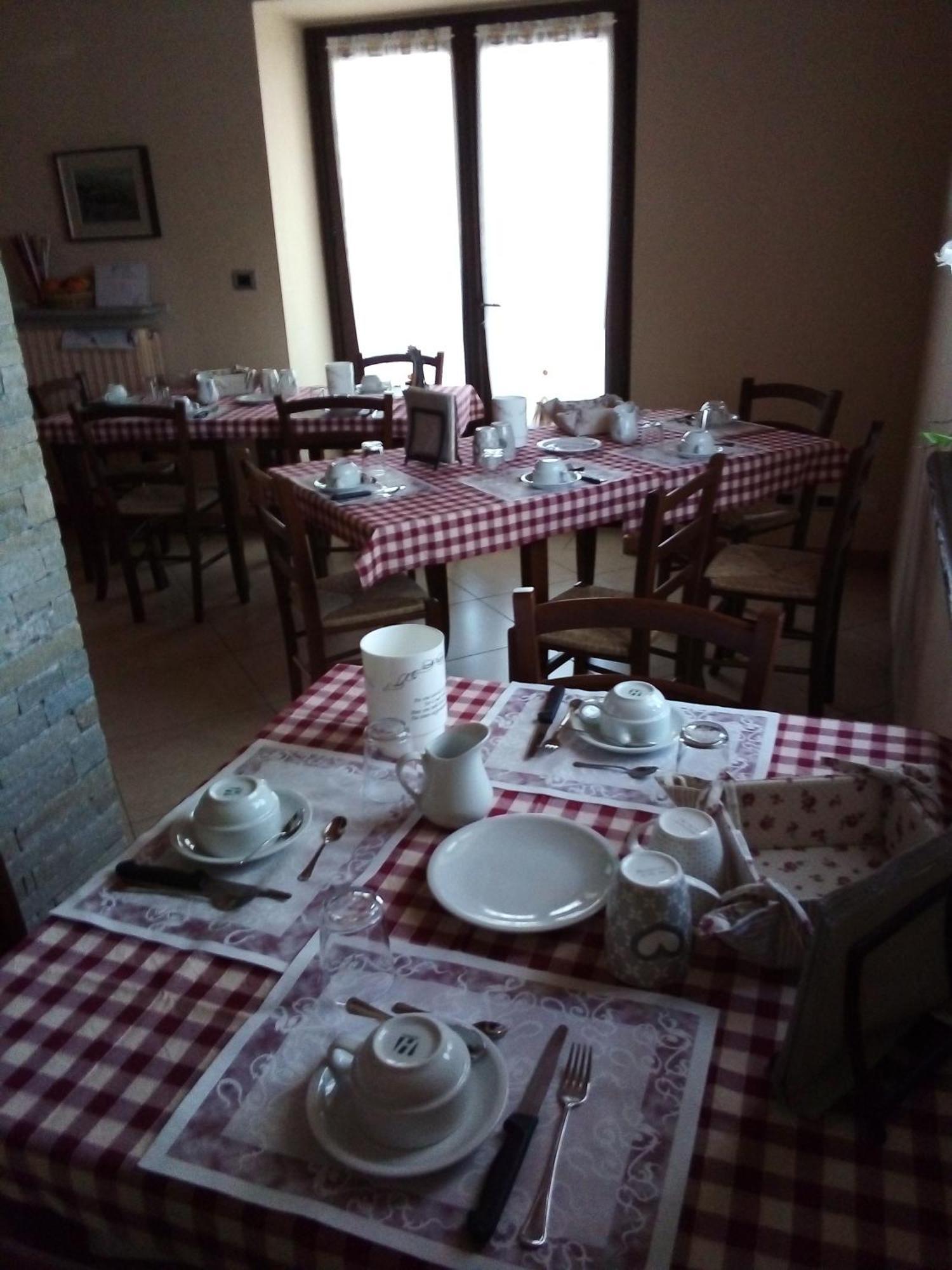 Agriturismo Ai Pruesot Bagnolo Piemonte エクステリア 写真