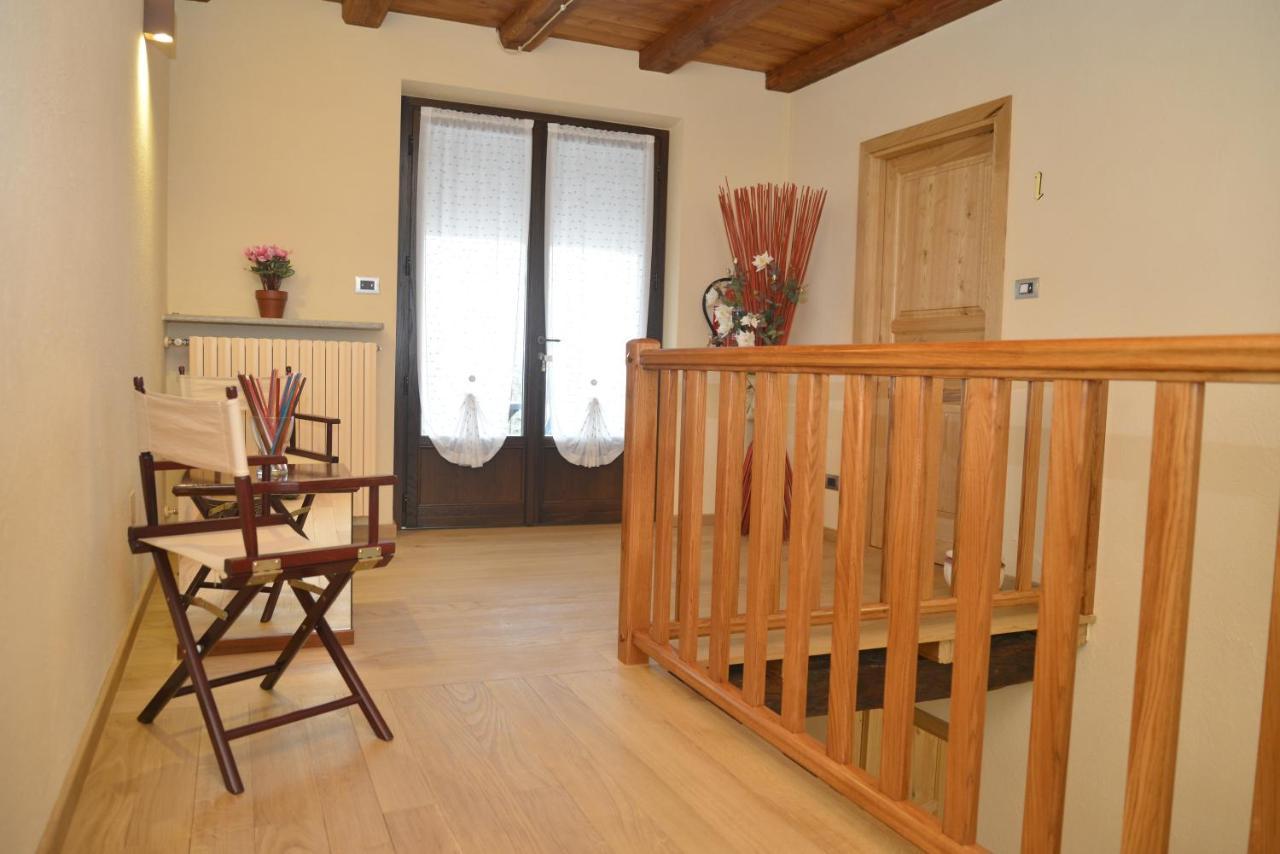 Agriturismo Ai Pruesot Bagnolo Piemonte エクステリア 写真