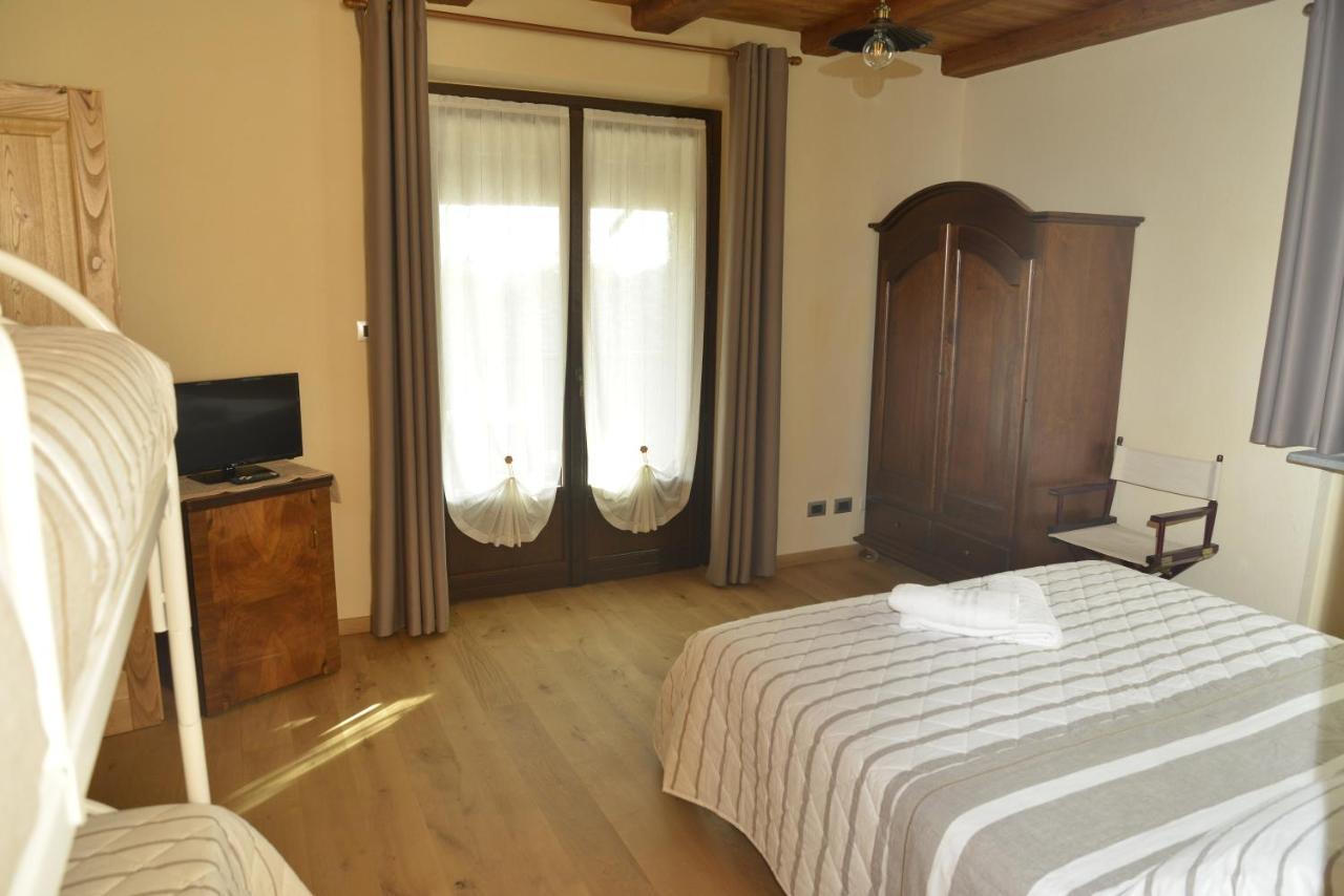 Agriturismo Ai Pruesot Bagnolo Piemonte エクステリア 写真